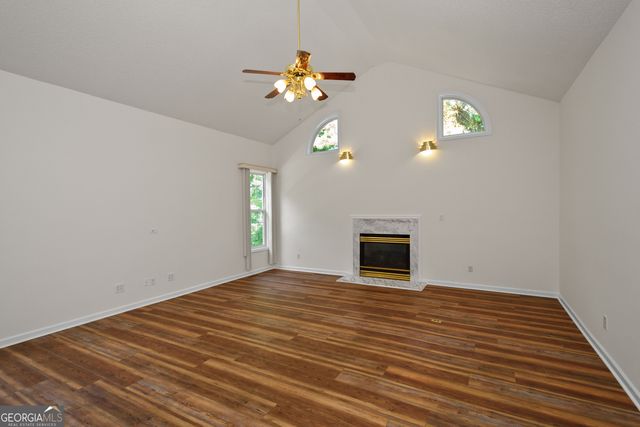 40 Jacksons Valley, Sharpsburg, GA 30277