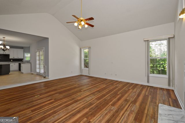 40 Jacksons Valley, Sharpsburg, GA 30277