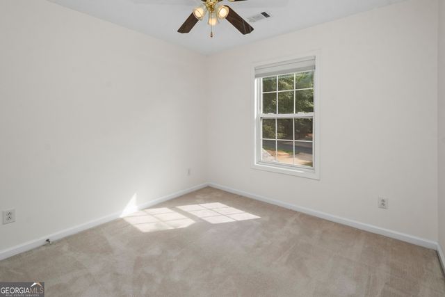 40 Jacksons Valley, Sharpsburg, GA 30277