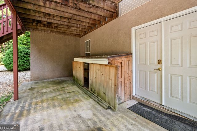 40 Jacksons Valley, Sharpsburg, GA 30277