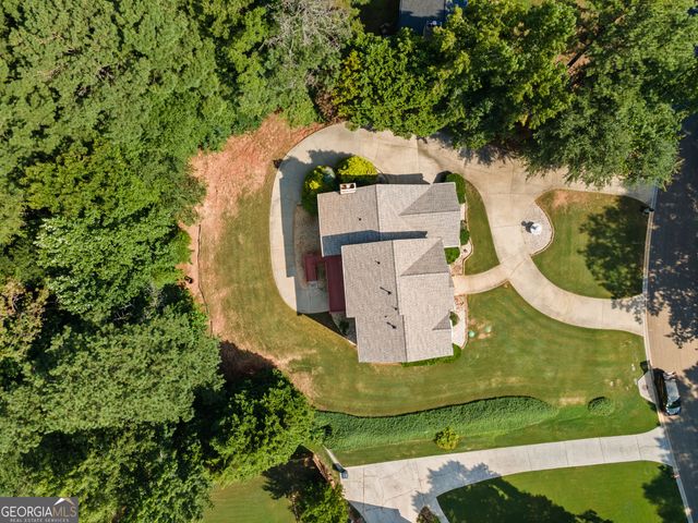 40 Jacksons Valley, Sharpsburg, GA 30277