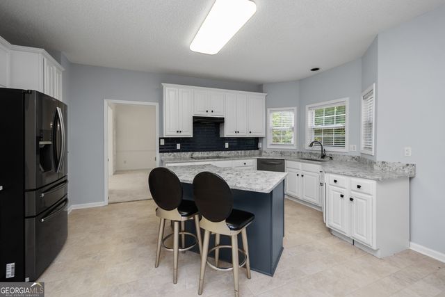 40 Jacksons Valley, Sharpsburg, GA 30277