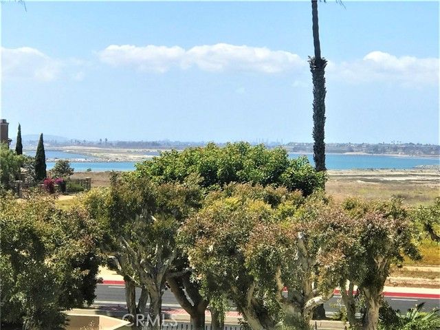 19281 Champion Lane, Huntington Beach, CA 92648