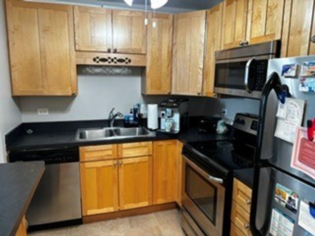 1850 N Clark Street 1602, Chicago, IL 60614