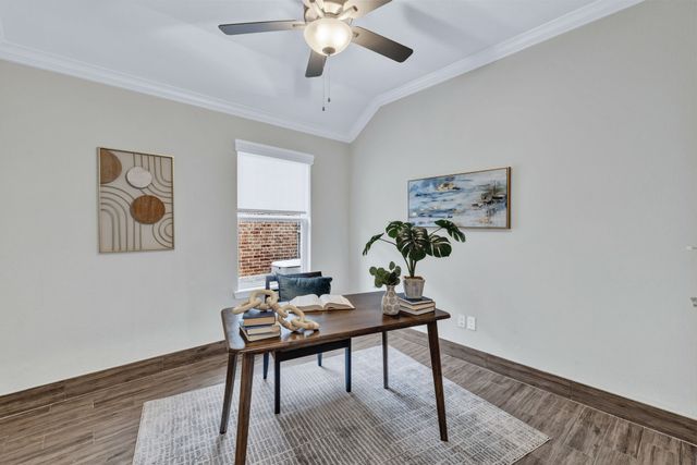 1016 Pinnacle Breeze Drive, Fort Worth, TX 76052