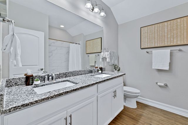 1016 Pinnacle Breeze Drive, Fort Worth, TX 76052