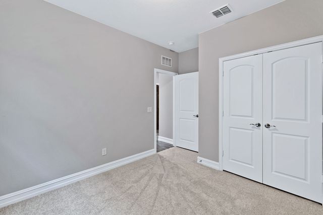 1016 Pinnacle Breeze Drive, Fort Worth, TX 76052