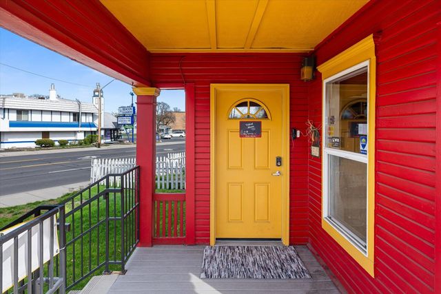 1321 W Northwest Blvd, Spokane, WA 99205