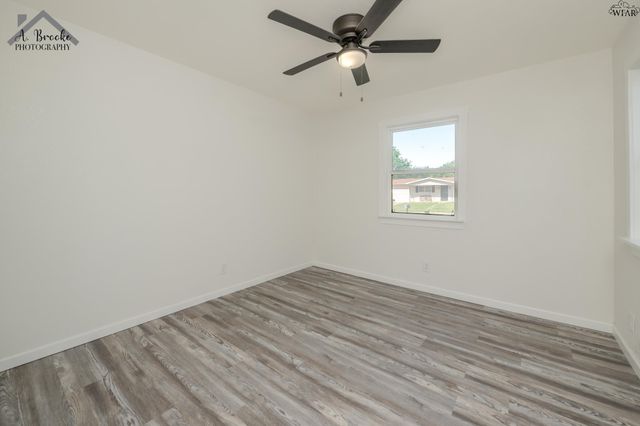 3910 CYNTHIA LANE, Wichita Falls, TX 76302