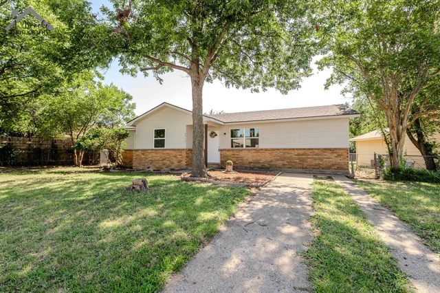 3910 CYNTHIA LANE, Wichita Falls, TX 76302