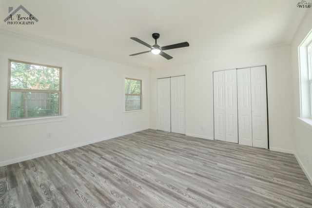 3910 CYNTHIA LANE, Wichita Falls, TX 76302