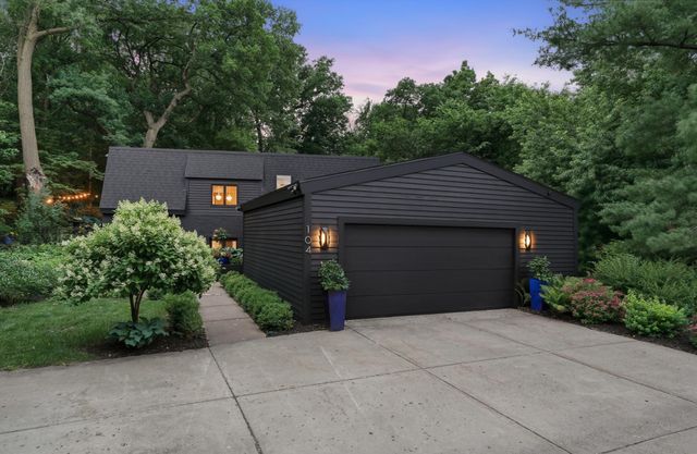 104 Maddaus Lane, Golden Valley, MN 55416
