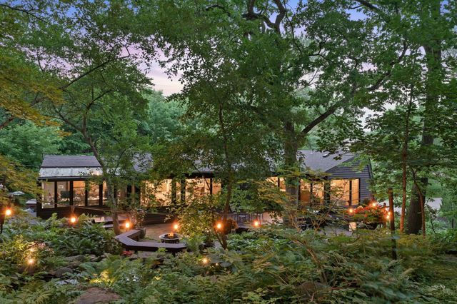 104 Maddaus Lane, Golden Valley, MN 55416