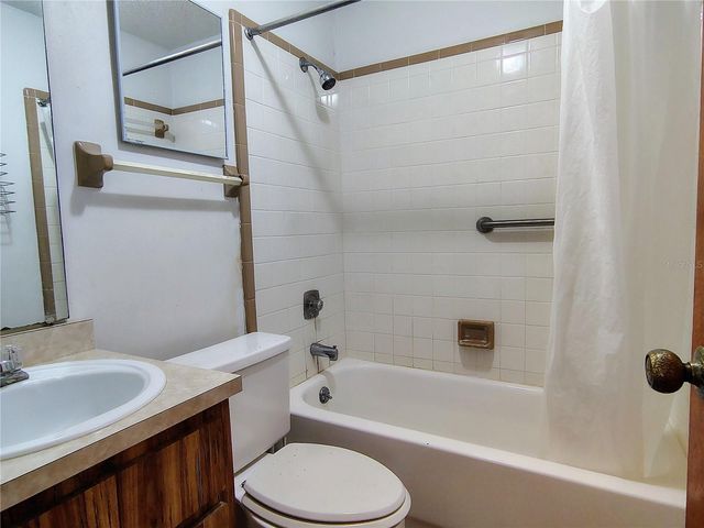 926 CR 467, Lake Panasoffkee, FL 33538