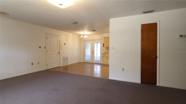 926 CR 467, Lake Panasoffkee, FL 33538