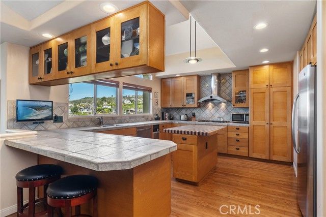 2210 Temple Hills Drive, Laguna Beach, CA 92651