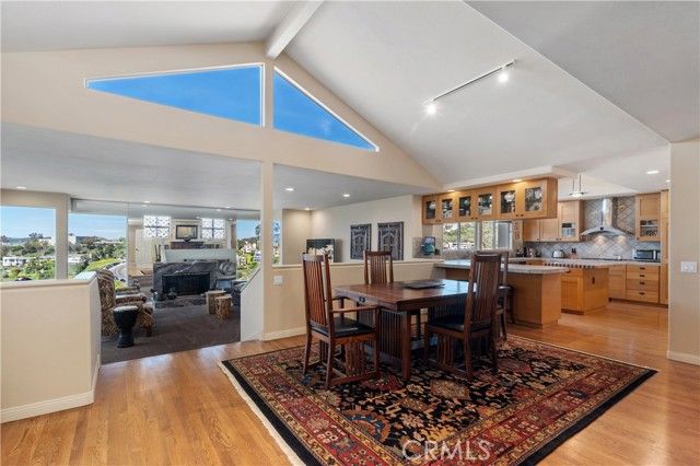 2210 Temple Hills Drive, Laguna Beach, CA 92651