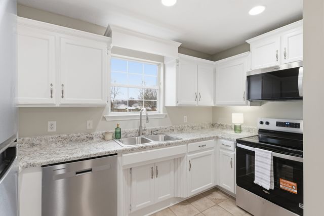 2919 Kedzie Dr, Murfreesboro, TN 37130