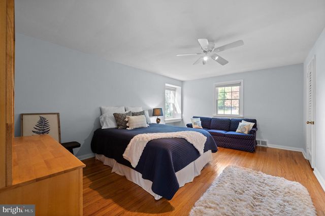 1141 WISTERIA DR, Malvern, PA 19355