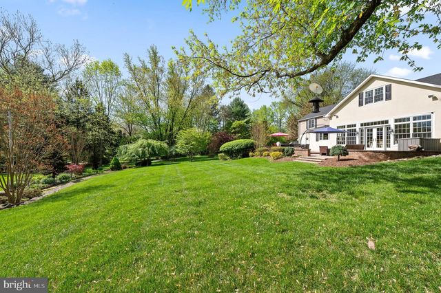 1141 WISTERIA DR, Malvern, PA 19355
