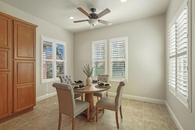 2419 Belle Glade Ln, Manteca, CA 95336