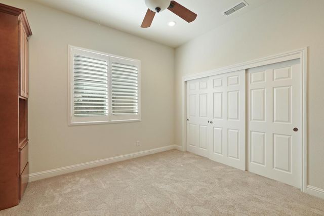 2419 Belle Glade Ln, Manteca, CA 95336