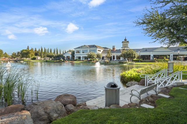 2419 Belle Glade Ln, Manteca, CA 95336