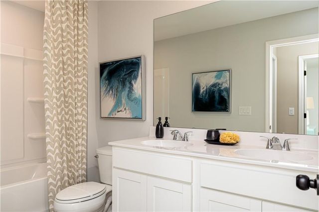 86 Hickory Grove Avenue, Lawrenceville, GA 30046
