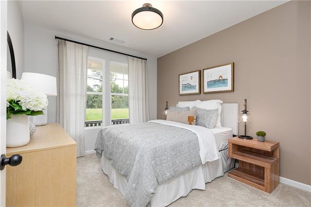 86 Hickory Grove Avenue, Lawrenceville, GA 30046