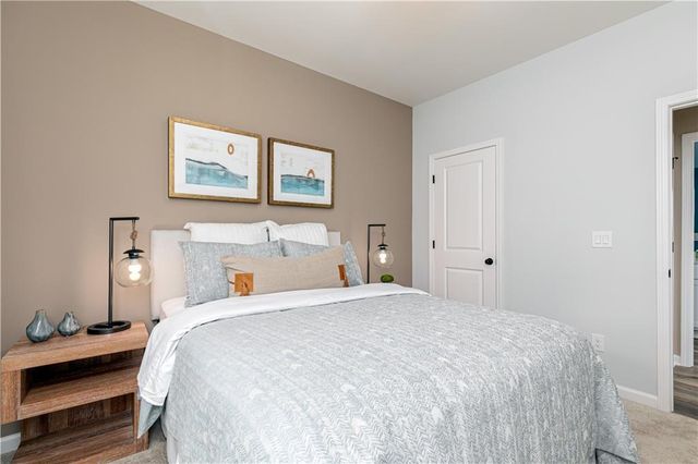 86 Hickory Grove Avenue, Lawrenceville, GA 30046