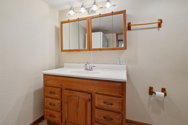 708 Grand Avenue, New Virginia, IA 50210