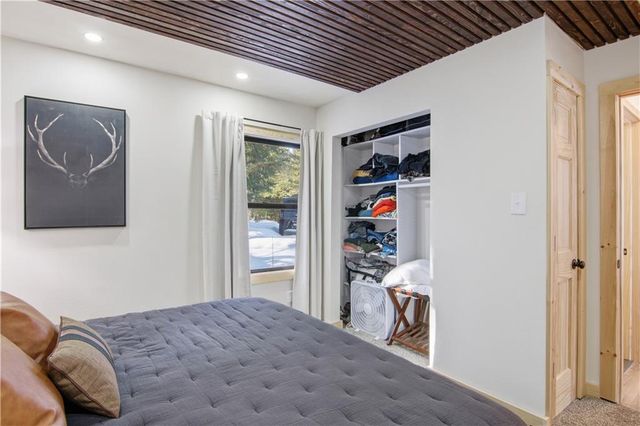 10570 East End Drive, Hayward, WI 54843