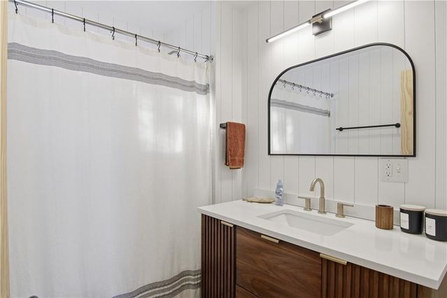 10570 East End Drive, Hayward, WI 54843