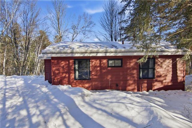 10570 East End Drive, Hayward, WI 54843