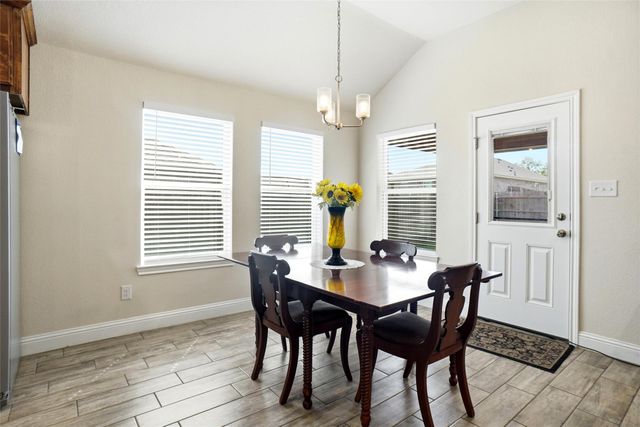 904 Avagail Avenue, Springtown, TX 76082