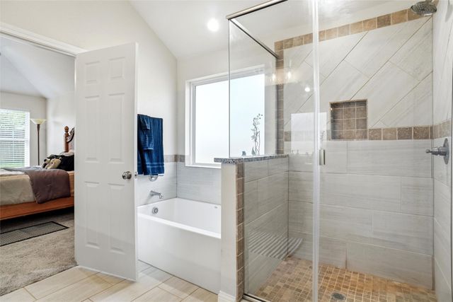 904 Avagail Avenue, Springtown, TX 76082