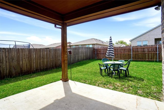 904 Avagail Avenue, Springtown, TX 76082