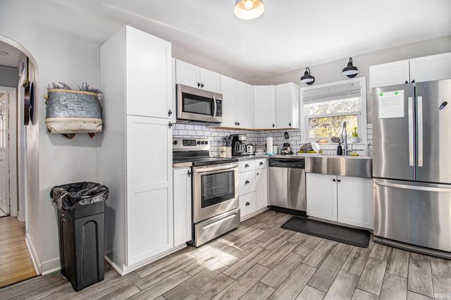 1422 Mckinley Avenue, South Bend, IN 46617