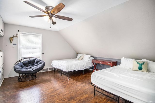 1422 Mckinley Avenue, South Bend, IN 46617