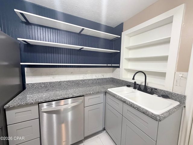 1806 Tyndall Drive, Panama City, FL 32401