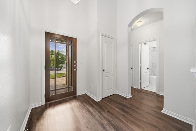 116 Salt Fork DR, Liberty Hill, TX 78642