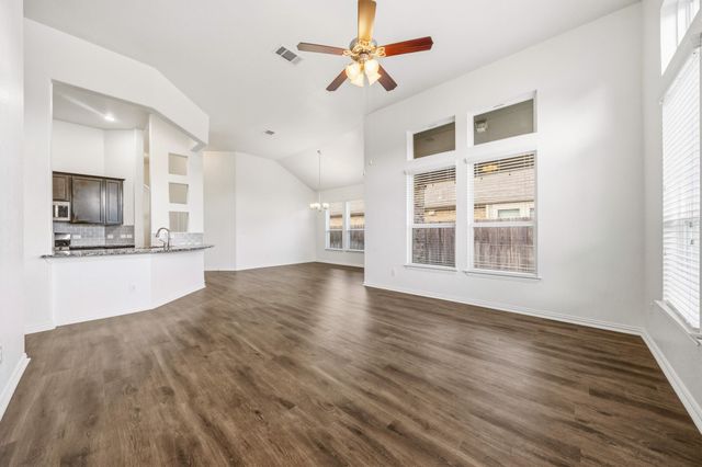 116 Salt Fork DR, Liberty Hill, TX 78642
