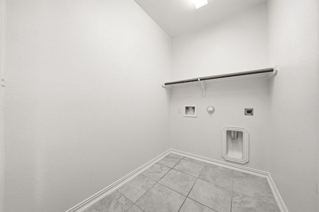 116 Salt Fork DR, Liberty Hill, TX 78642