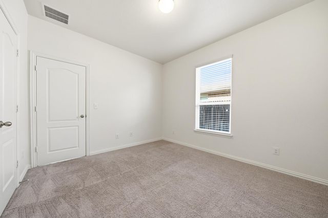116 Salt Fork DR, Liberty Hill, TX 78642