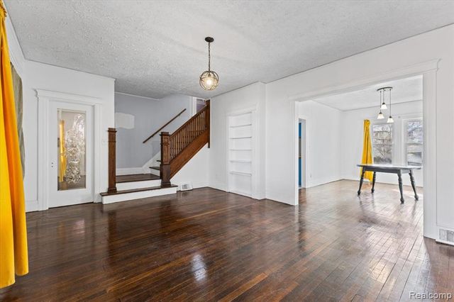 3327 Virginia Park Street, Detroit, MI 48206