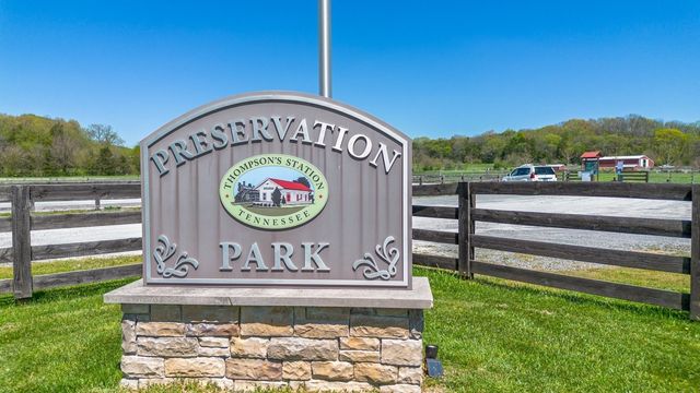 2068 Conductor Ln, Thompsons Station, TN 37179