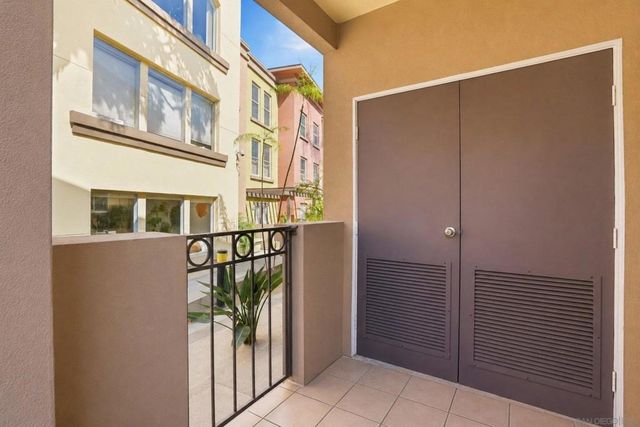 3964 Richmond, San Diego, CA 92103