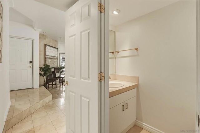 3964 Richmond, San Diego, CA 92103