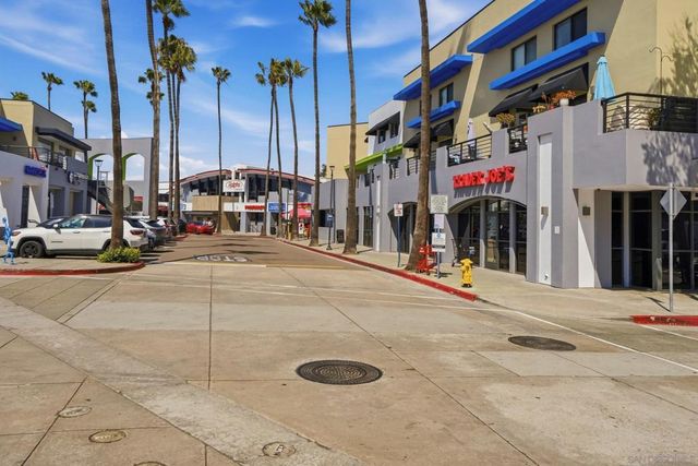 3964 Richmond, San Diego, CA 92103