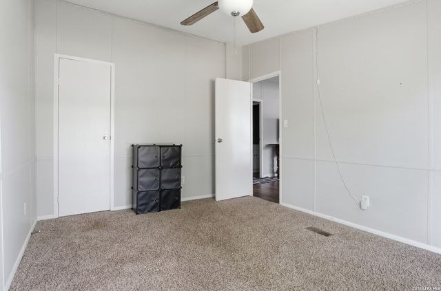 1105 WALNUT ST, Jourdanton, TX 78026